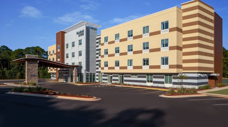 Fairfield Inn Pensacola Pine Forest Exterior