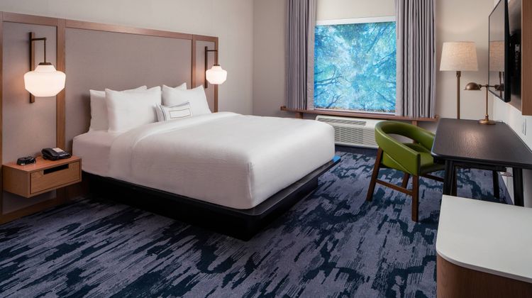 Fairfield Inn Pensacola Pine Forest Room