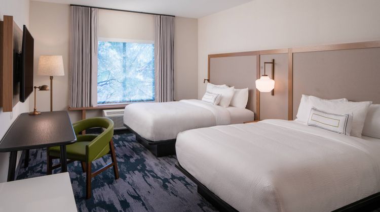 Fairfield Inn Pensacola Pine Forest Room