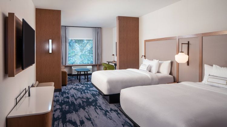 Fairfield Inn Pensacola Pine Forest Suite