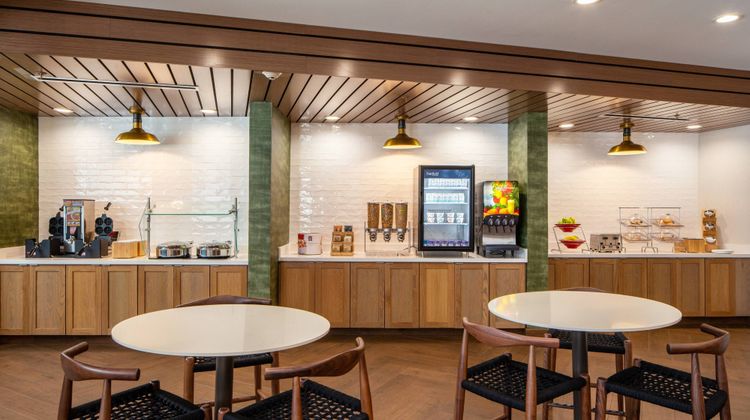 Fairfield Inn Pensacola Pine Forest Restaurant