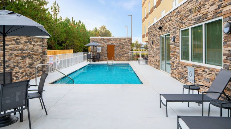 Fairfield Inn Pensacola Pine Forest Pool