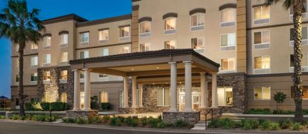 Four Points by Sheraton Intl Airport Exterior