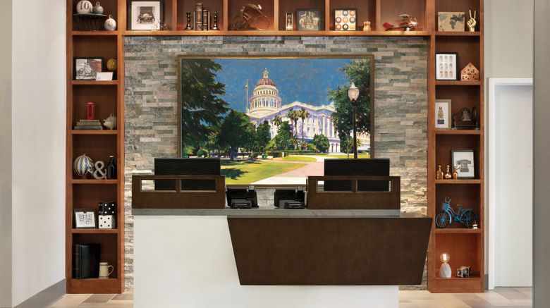 <b>Four Points by Sheraton Intl Airport Lobby</b>. Images powered by <a href="https://www.leonardoworldwide.com/" title="Leonardo Worldwide" target="_blank">Leonardo</a>.