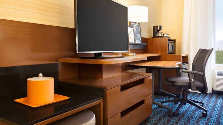 <b>Fairfield Inn Philadelphia Valley Forge Room</b>. Images powered by <a href="https://www.leonardoworldwide.com/" title="Leonardo Worldwide" target="_blank">Leonardo</a>.