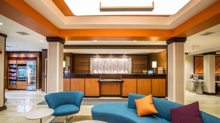 Fairfield Inn & Suites Portsmouth Exeter Lobby