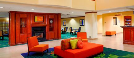 Fairfield Inn & Suites Phoenix Lobby