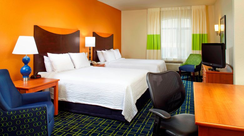 <b>Fairfield Inn & Suites Phoenix Room</b>. Images powered by <a href="https://www.leonardoworldwide.com/" title="Leonardo Worldwide" target="_blank">Leonardo</a>.