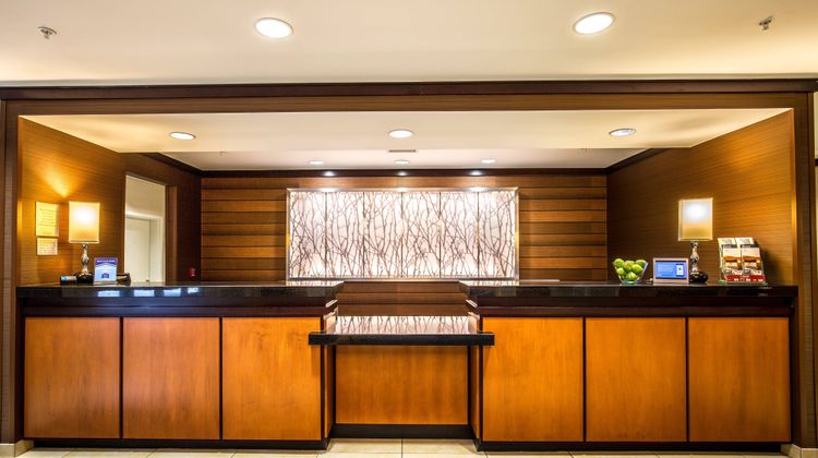 Fairfield Inn & Suites Portsmouth Exeter Lobby