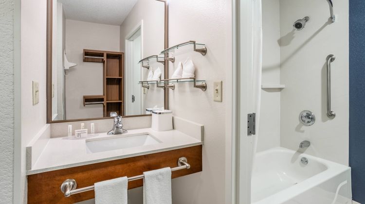 Fairfield Inn by Marriott/NW Room