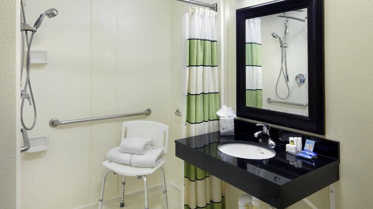 Fairfield Inn & Suites Phoenix Room