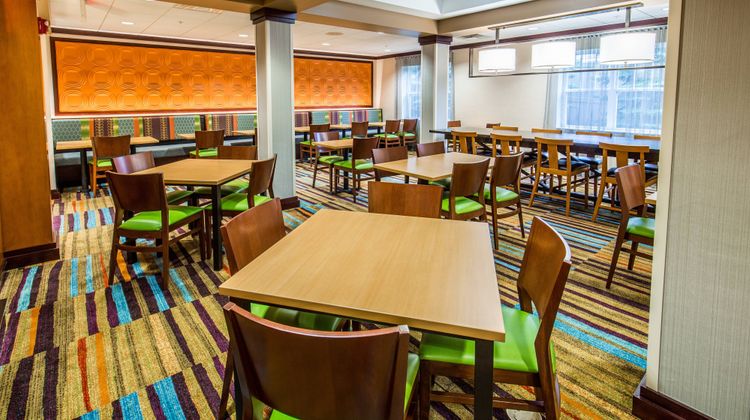 Fairfield Inn & Suites Portsmouth Exeter Restaurant