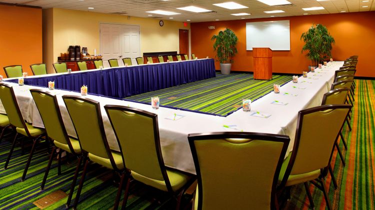 Fairfield Inn & Suites Phoenix Meeting