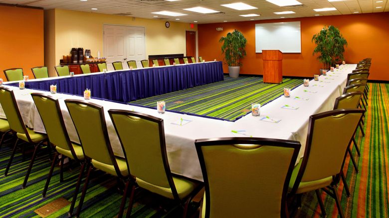 <b>Fairfield Inn & Suites Phoenix Meeting</b>. Images powered by <a href="https://www.leonardoworldwide.com/" title="Leonardo Worldwide" target="_blank">Leonardo</a>.