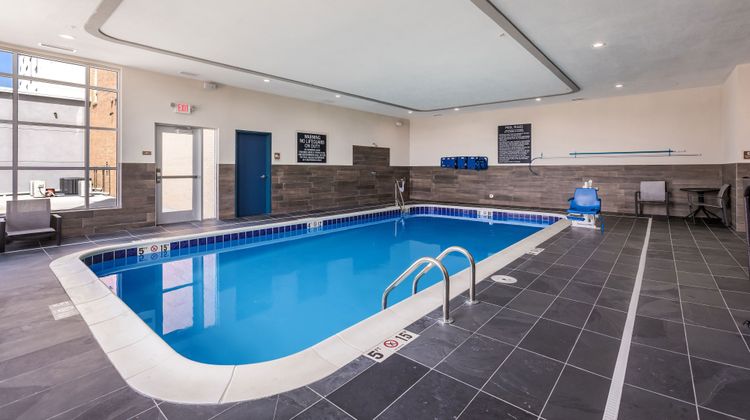 Four Points by Sheraton Elkhart Pool