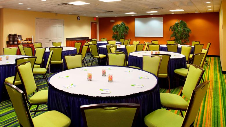 <b>Fairfield Inn & Suites Phoenix Meeting</b>. Images powered by <a href="https://www.leonardoworldwide.com/" title="Leonardo Worldwide" target="_blank">Leonardo</a>.