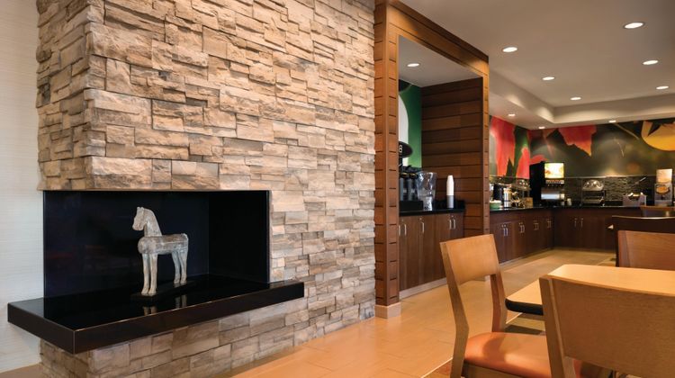 Fairfield Inn Muncie Lobby
