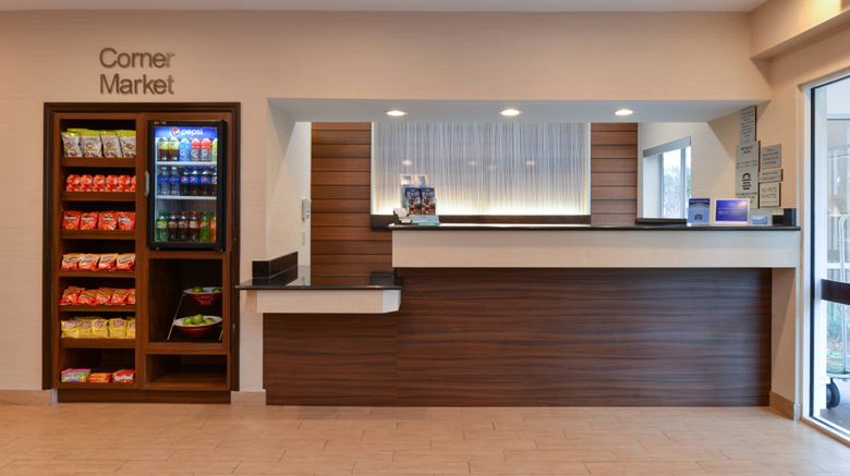 <b>Fairfield Inn & Suites Jacksonville Lobby</b>. Images powered by <a href="https://www.leonardoworldwide.com/" title="Leonardo Worldwide" target="_blank">Leonardo</a>.