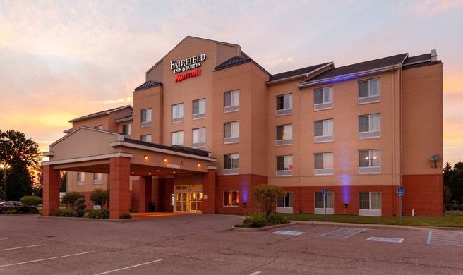 Fairfield Inn & Suites Seymour Exterior