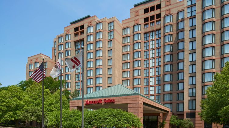 Chicago Marriott Suites O'Hare Exterior
