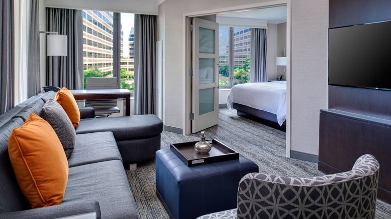 <b>Chicago Marriott Suites O'Hare Suite</b>. Images powered by <a href="https://www.leonardoworldwide.com/" title="Leonardo Worldwide" target="_blank">Leonardo</a>.