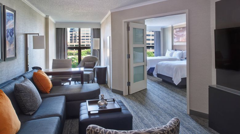 <b>Chicago Marriott Suites O'Hare Suite</b>. Images powered by <a href="https://www.leonardoworldwide.com/" title="Leonardo Worldwide" target="_blank">Leonardo</a>.
