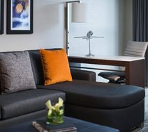 Chicago Marriott Suites O'Hare Room