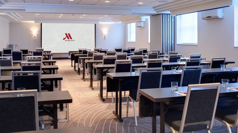 <b>Chicago Marriott Suites O'Hare Meeting</b>. Images powered by <a href="https://www.leonardoworldwide.com/" title="Leonardo Worldwide" target="_blank">Leonardo</a>.