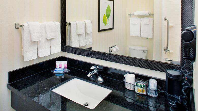 <b>Fairfield Inn & Suites Jonesboro Room</b>. Images powered by <a href="https://www.leonardoworldwide.com/" title="Leonardo Worldwide" target="_blank">Leonardo</a>.