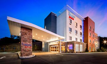 Fairfield Inn & Suites Monaca