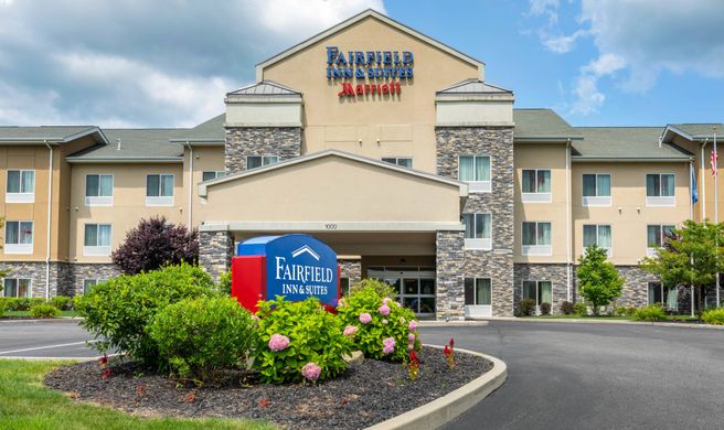 Fairfield Inn & Suites Slippery Rock Exterior