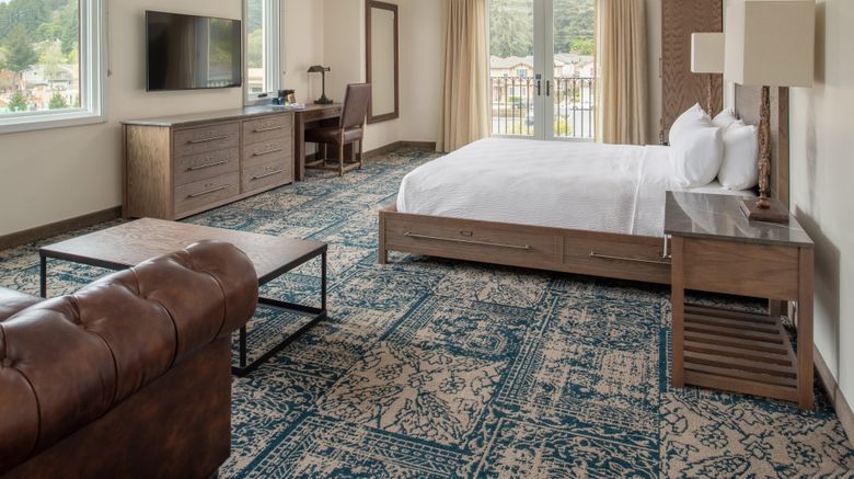 <b>Four Points by Sheraton Santa Cruz Suite</b>. Images powered by <a href="https://www.leonardoworldwide.com/" title="Leonardo Worldwide" target="_blank">Leonardo</a>.