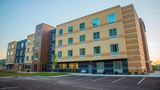 Fairfield Inn & Suites Cambridge Exterior