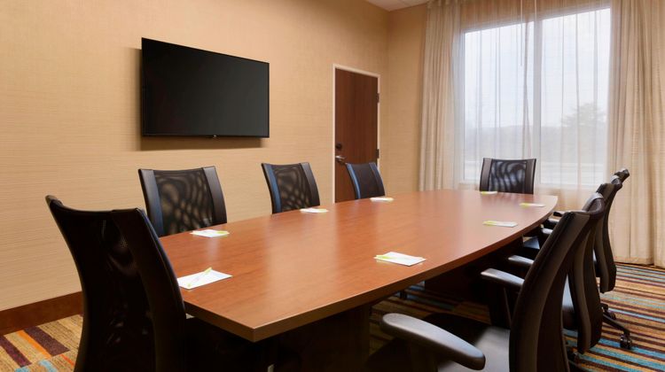 Fairfield Inn & Suites PIT Airport Meeting