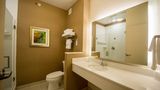 Fairfield Inn & Suites Cambridge Room