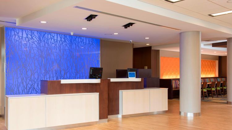 Fairfield Inn & Suites Jackson Clinton Lobby