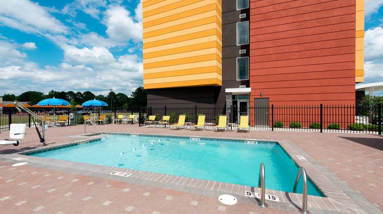 Fairfield Inn & Suites Jackson Clinton Pool