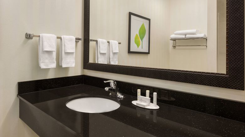 <b>Fairfield Inn & Suites Jacksonville West Room</b>. Images powered by <a href="https://www.leonardoworldwide.com/" title="Leonardo Worldwide" target="_blank">Leonardo</a>.