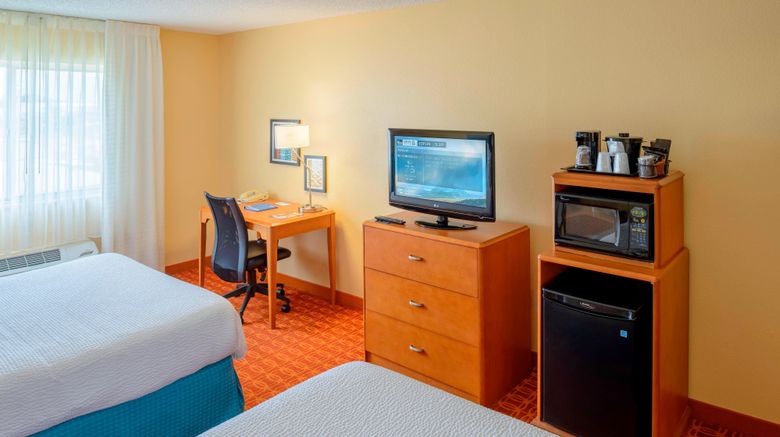 <b>Fairfield Inn by Marriott Room</b>. Images powered by <a href="https://www.leonardoworldwide.com/" title="Leonardo Worldwide" target="_blank">Leonardo</a>.