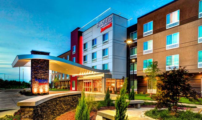 Fairfield Inn/Suites Lansing at Eastwood Exterior