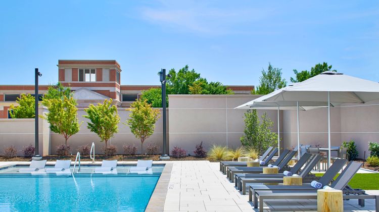 UNC Charlotte Marriott Hotel & Conf Ctr Pool