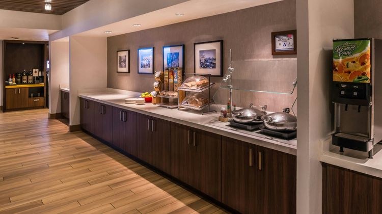 Fairfield Inn by Marriott Restaurant