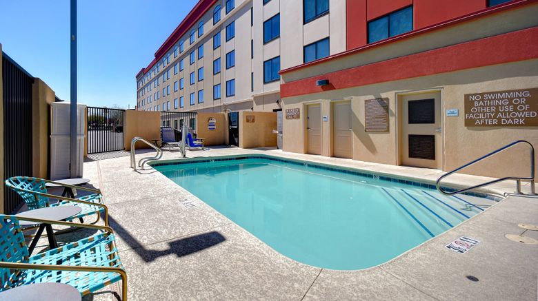 <b>Fairfield Inn & Suites Airport South Pool</b>. Images powered by <a href="https://www.leonardoworldwide.com/" title="Leonardo Worldwide" target="_blank">Leonardo</a>.