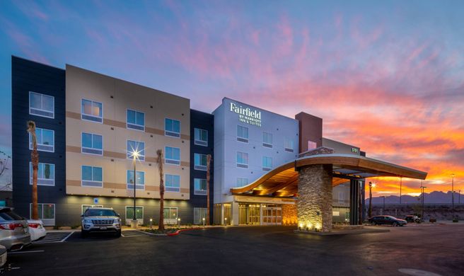 Fairfield Inn & Suites Las Vegas NW Exterior