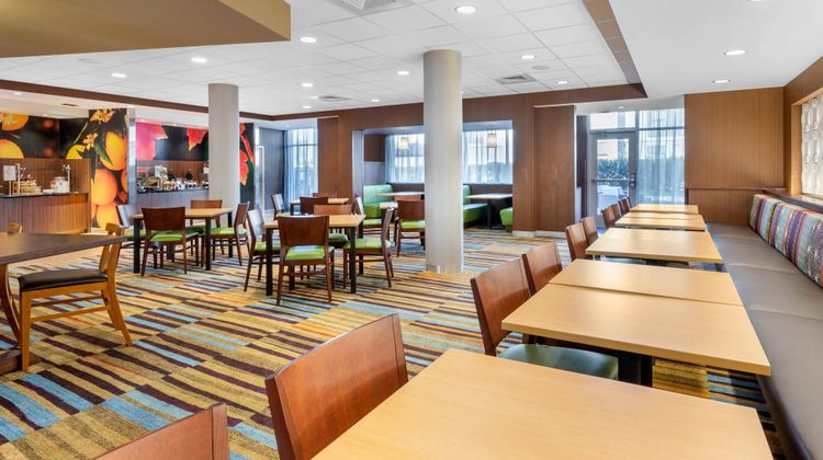 Fairfield Inn & Suites Mebane Restaurant