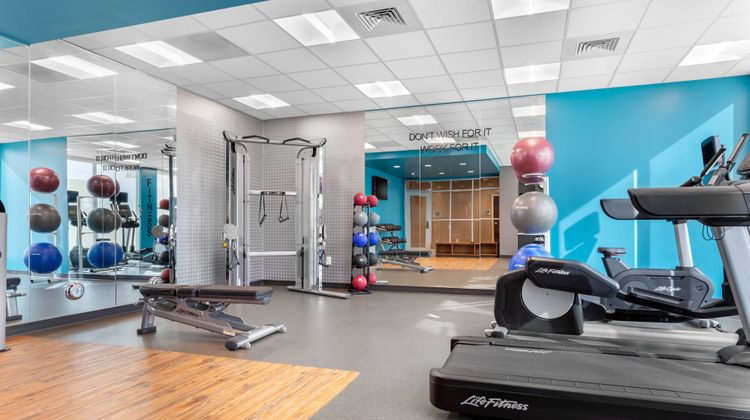 Fairfield Inn & Suites Mebane Health Club