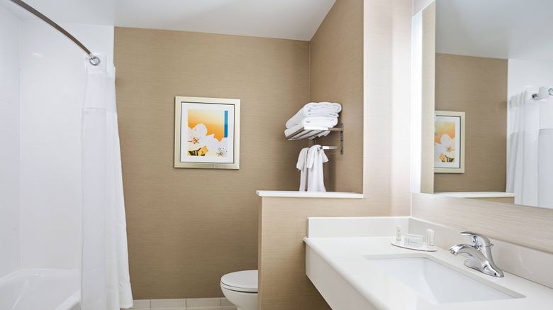 <b>Fairfield Inn & Suites Belle Vernon Room</b>. Images powered by <a href="https://www.leonardoworldwide.com/" title="Leonardo Worldwide" target="_blank">Leonardo</a>.
