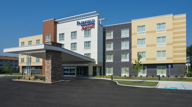 Fairfield Inn & Suites Belle Vernon Exterior