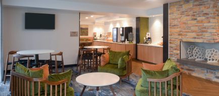 Fairfield Inn & Suites by Marriott Lobby