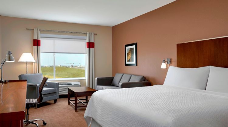 Four Points by Sheraton Sherwood Park Room